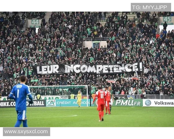 6月8日出生的足球巨星盘点 展现不同时代的辉煌与风采 6月8日出生的足球巨星盘点 展现不同时代的辉煌与风采