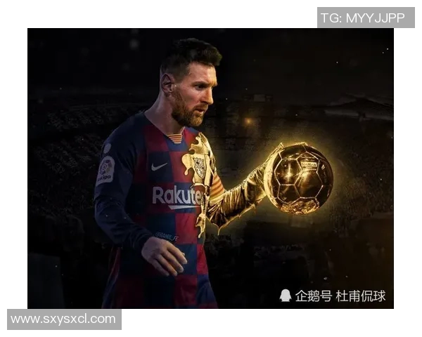 小孩开足球球星卡包揭晓梅西珍稀卡片惊喜瞬间 小孩开足球球星卡包揭晓梅西珍稀卡片惊喜瞬间