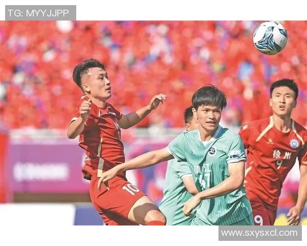 足球场上的风云人物 22号球员精彩瞬间展现出惊人技艺与独特魅力 足球场上的风云人物 22号球员精彩瞬间展现出惊人技艺与独特魅力